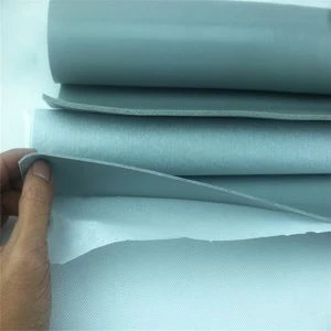 Γυαλιστερή επιφάνεια Μαλακό ρολό λαστιχένιου φύλλου από αφρό σιλικόνης χαμηλής πυκνότητας